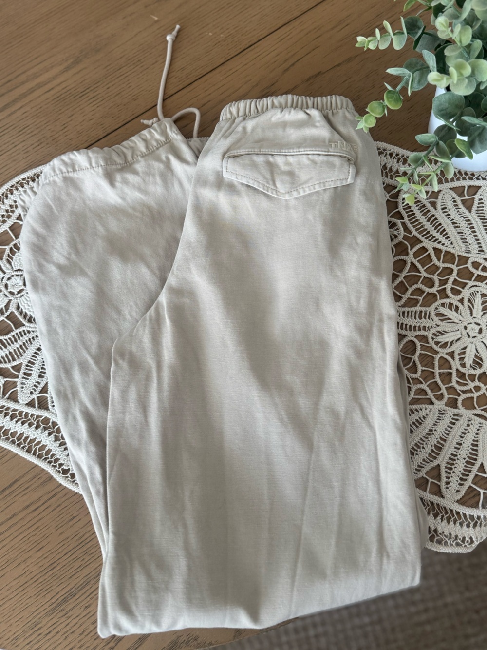 TNA Aritzia Beige Utility Pants 2XS Cotton Drawstring Hem
